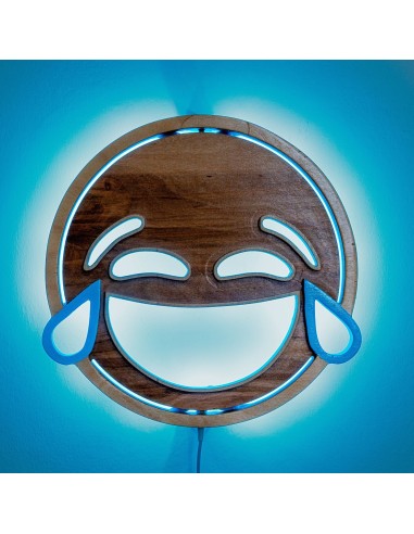 Applique Emoji Smile LED RGB Smart Artigianale in Legno